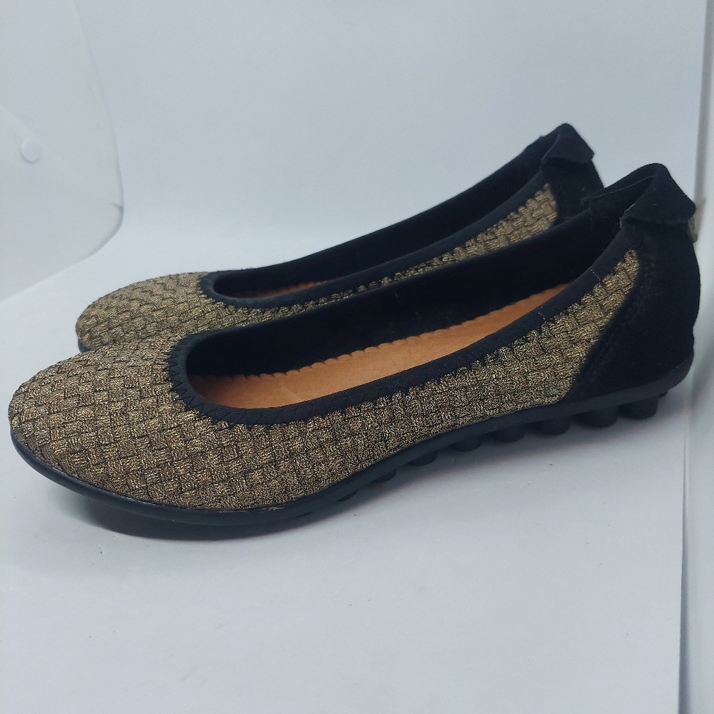 Bernie Mev Bella Me Ballet Flats Cap Toe Woven Upper Pewte Metallic 38 US Size 7